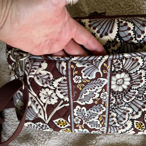 Vera Bradley Slate Blooms hard shell iPad crossbody case bag retired pattern - Picture 13 of 14